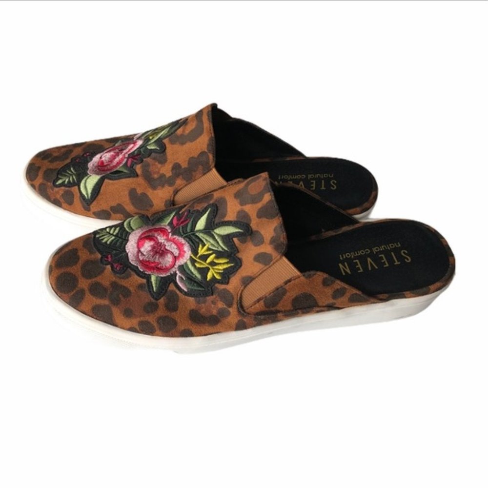 Steve Madden Leopard Print Floral Embroidered mule